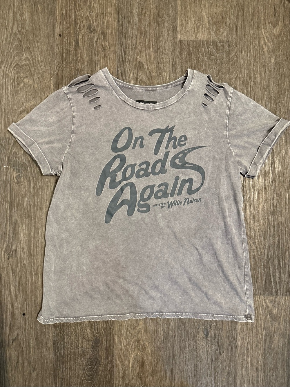 Vintage-Inspired 'On The Road Again' Willie Nelson Graphic Tee - Washed Gray